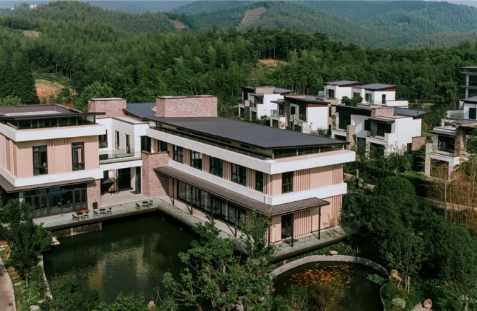 湖州西塞山前木墅度假村